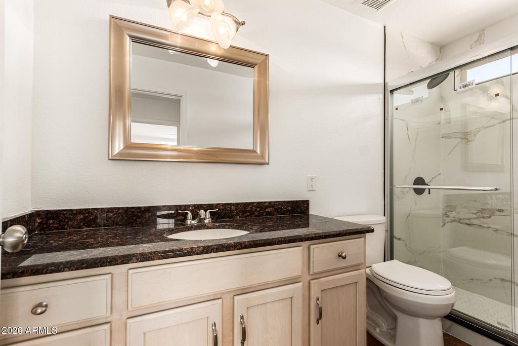 Image 30 of property listing at 1710 W HIDDENVIEW Drive, Phoenix, AZ 85045