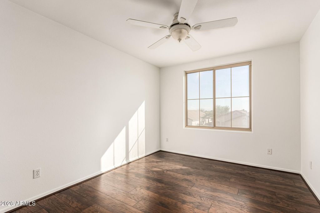 Image 32 of property listing at 1710 W HIDDENVIEW Drive, Phoenix, AZ 85045