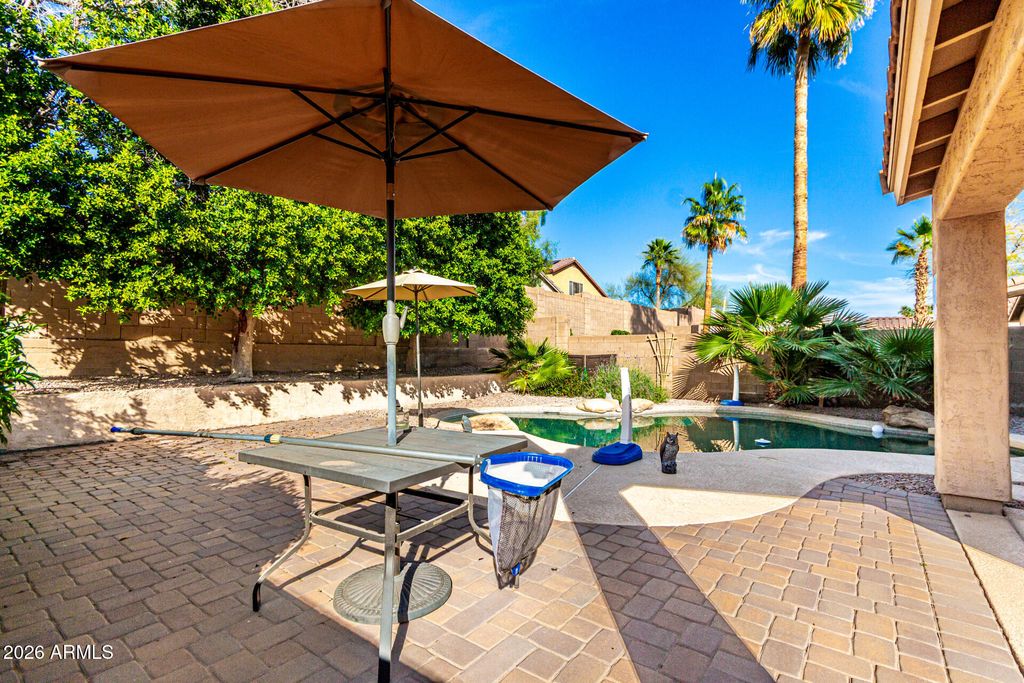 Image 41 of property listing at 1710 W HIDDENVIEW Drive, Phoenix, AZ 85045