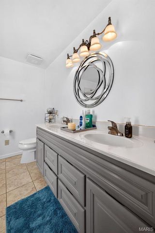 1455 Norwood Hills Drive, O'fallon, MO 63366