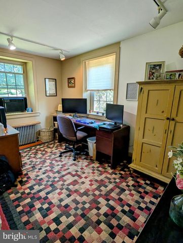 1890 MILLPORT RD, Lancaster, PA 17602