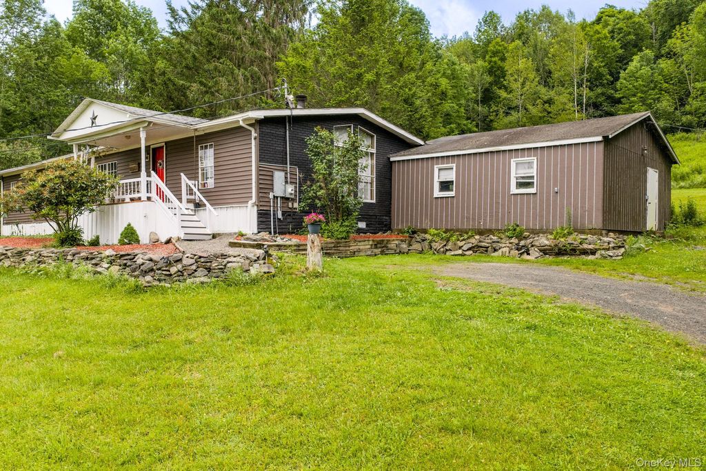 673 Hessinger And Lare Road, Jeffersonville, NY 12748