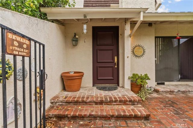 6249 Randi Avenue, Woodland Hills, CA 91367