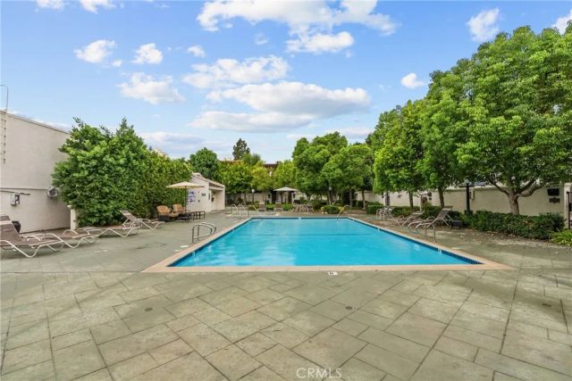 6249 Randi Avenue, Woodland Hills, CA 91367