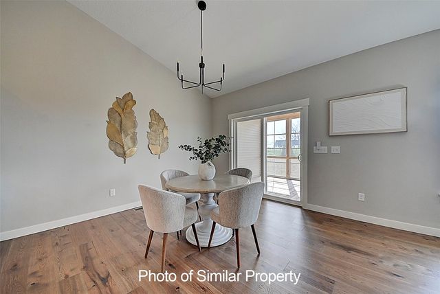 2933 Clubhouse Dr, Marion, IA 52302