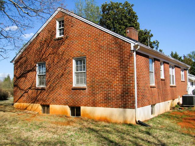 328 Huff Creek Trail, Amherst, VA 24521