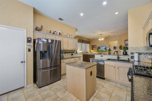 11905 Amber Valley Drive, Frisco, TX 75035