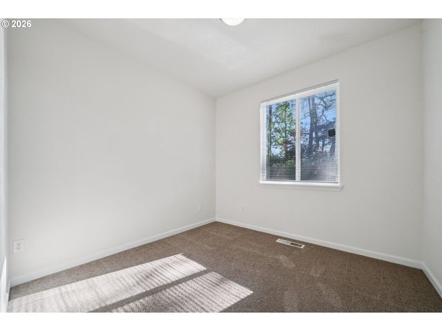 3780 Se BELLE OAK Ave, Hillsboro, OR 97123