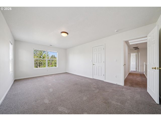 3780 Se BELLE OAK Ave, Hillsboro, OR 97123