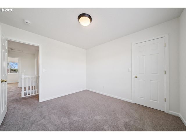 3780 Se BELLE OAK Ave, Hillsboro, OR 97123