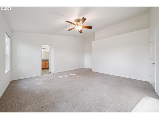 3780 Se BELLE OAK Ave, Hillsboro, OR 97123