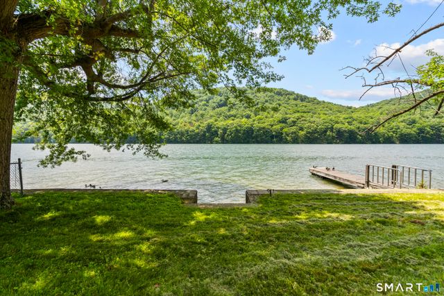 9 Lavelle Avenue, New Fairfield, CT 06812