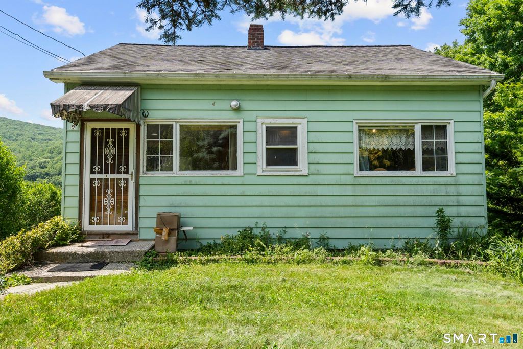 9 Lavelle Avenue, New Fairfield, CT 06812