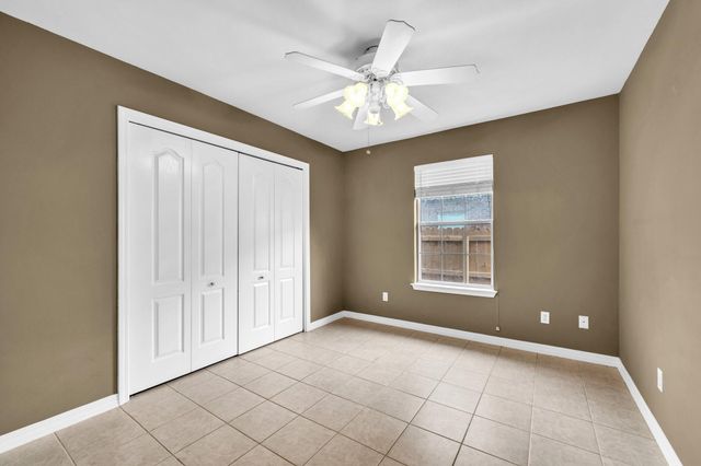 4339 Hidden Lakes Drive, Niceville, FL 32578