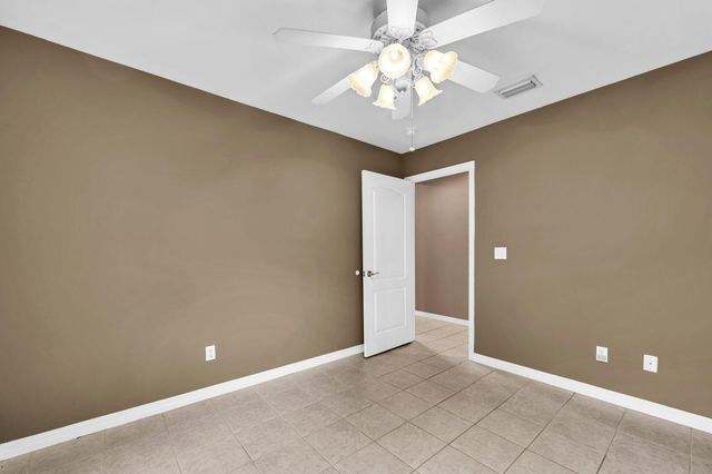 4339 Hidden Lakes Drive, Niceville, FL 32578