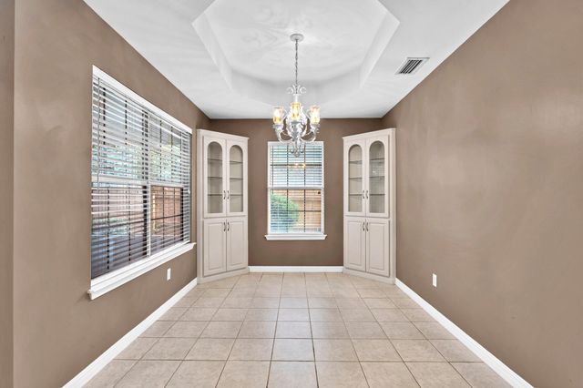 4339 Hidden Lakes Drive, Niceville, FL 32578