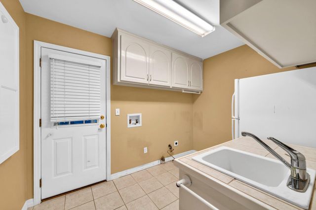 4339 Hidden Lakes Drive, Niceville, FL 32578