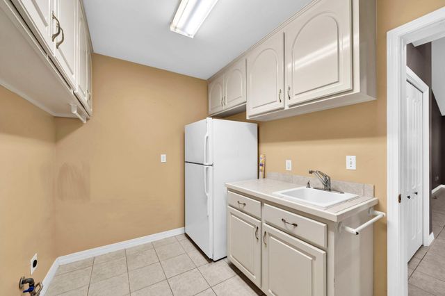 4339 Hidden Lakes Drive, Niceville, FL 32578