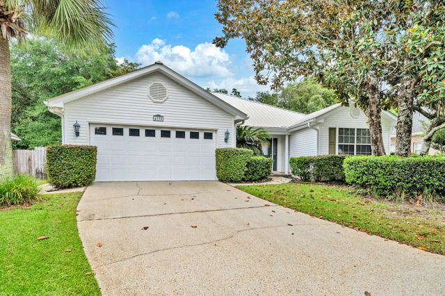 4339 Hidden Lakes Drive, Niceville, FL 32578