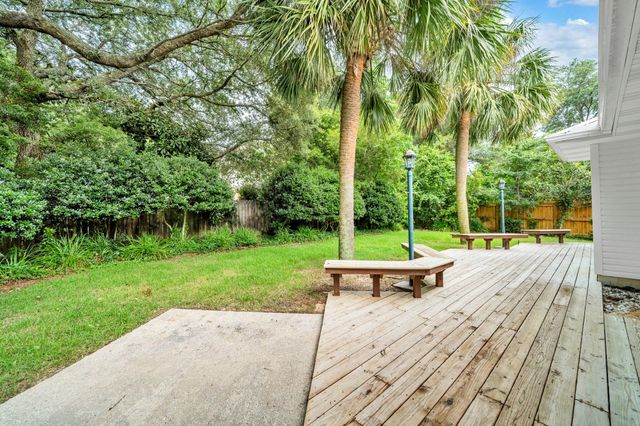 4339 Hidden Lakes Drive, Niceville, FL 32578