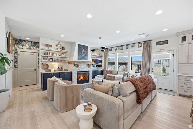1832 W 900 N, Lehi, UT 84043