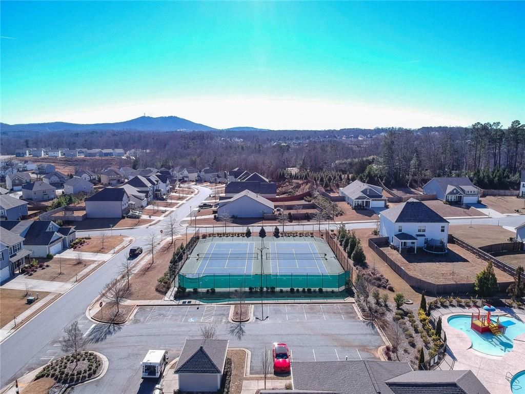 Image 44 of property listing at 4775 Burningbush Way, Cumming, GA 30040