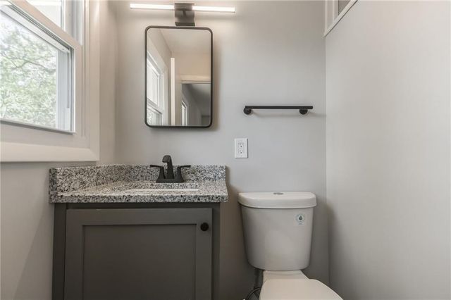 619 E 109th Street, Kansas City, MO 64131