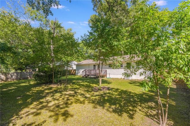 619 E 109th Street, Kansas City, MO 64131