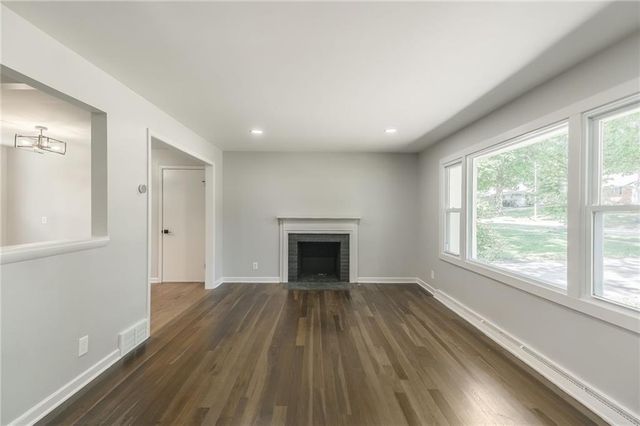 619 E 109th Street, Kansas City, MO 64131