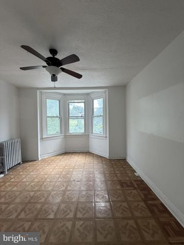 2206 LYNDHURST AVE, Baltimore, MD 21216
