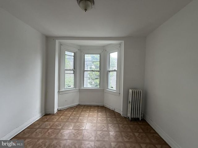 2206 LYNDHURST AVE, Baltimore, MD 21216