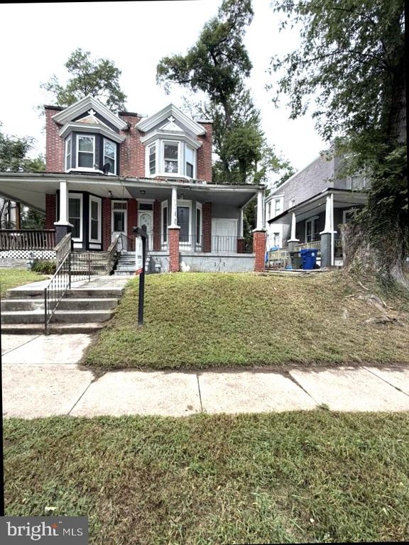 2206 LYNDHURST AVE, Baltimore, MD 21216