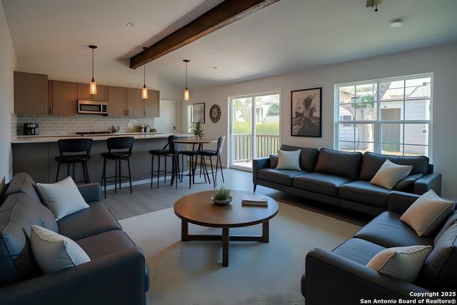 8434 Glen Shadow, San Antonio, TX 78239