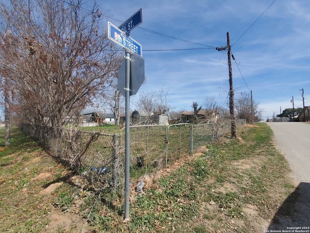 19939 CARUTHERS, Somerset, TX 78069