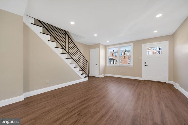 219 STEARLY, Philadelphia, PA 19111