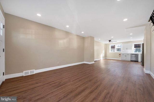 219 STEARLY, Philadelphia, PA 19111
