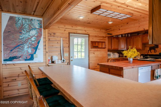 L14 B5 Keyes Point, Remote, AK 99653