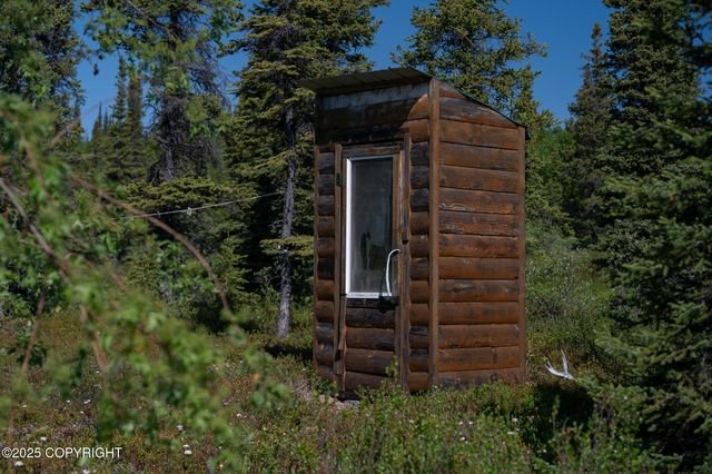 L14 B5 Keyes Point, Remote, AK 99653