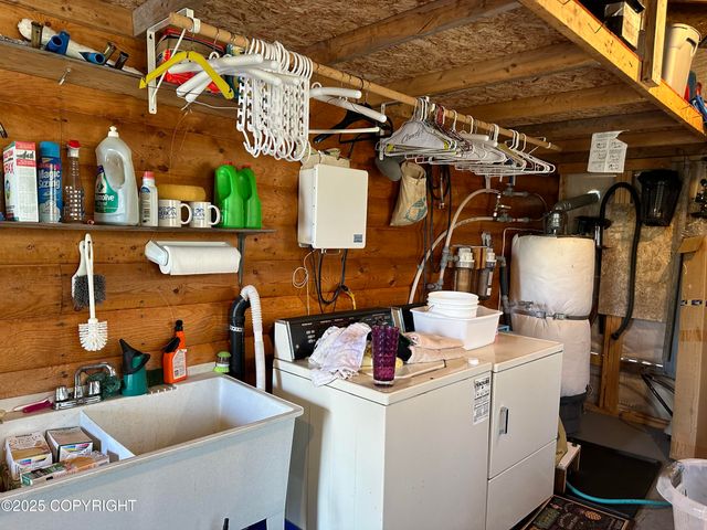 L14 B5 Keyes Point, Remote, AK 99653