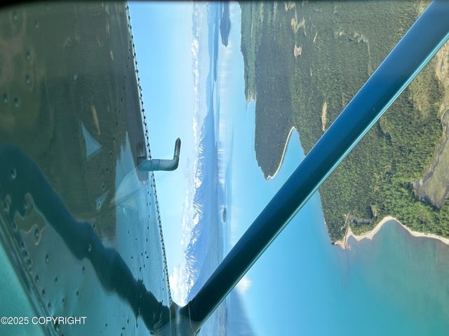 L14 B5 Keyes Point, Remote, AK 99653