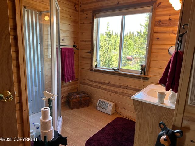 L14 B5 Keyes Point, Remote, AK 99653