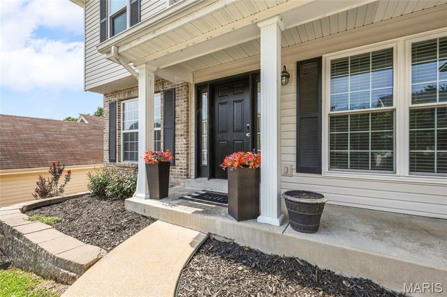 756 Shadow Pine Drive, Fenton, MO 63026