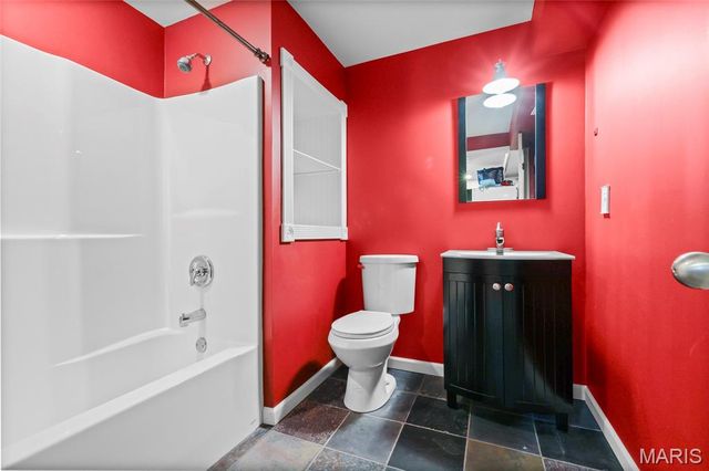 756 Shadow Pine Drive, Fenton, MO 63026