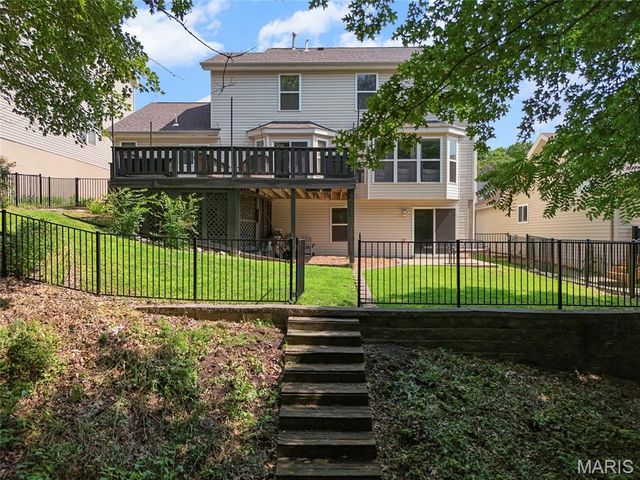 756 Shadow Pine Drive, Fenton, MO 63026