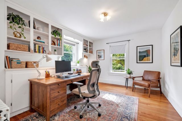 25 Spring St, Foxboro, MA 02035