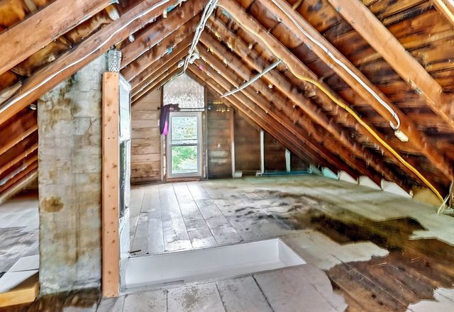 25 Spring St, Foxboro, MA 02035