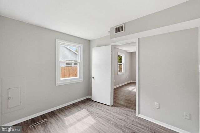 514 CRABB AVE, Rockville, MD 20850