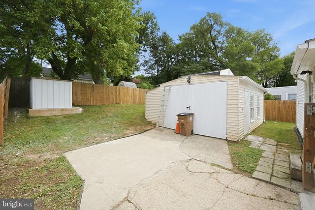 514 CRABB AVE, Rockville, MD 20850