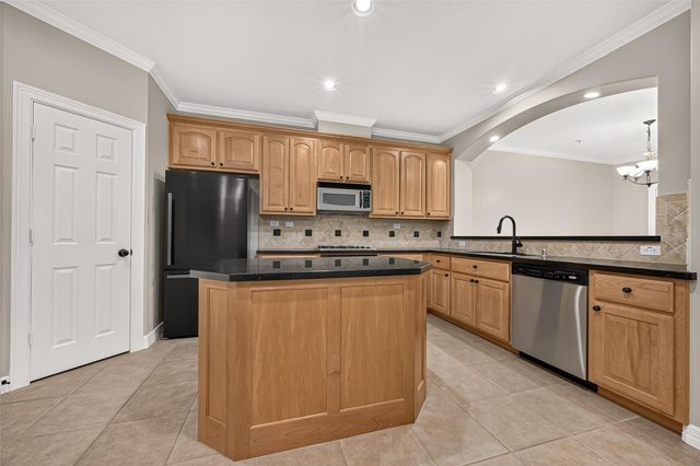 4307 Lake Walk Court, Missouri City, TX 77459