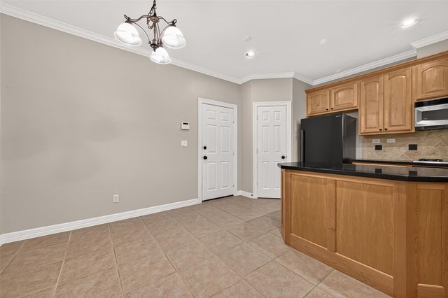 4307 Lake Walk Court, Missouri City, TX 77459